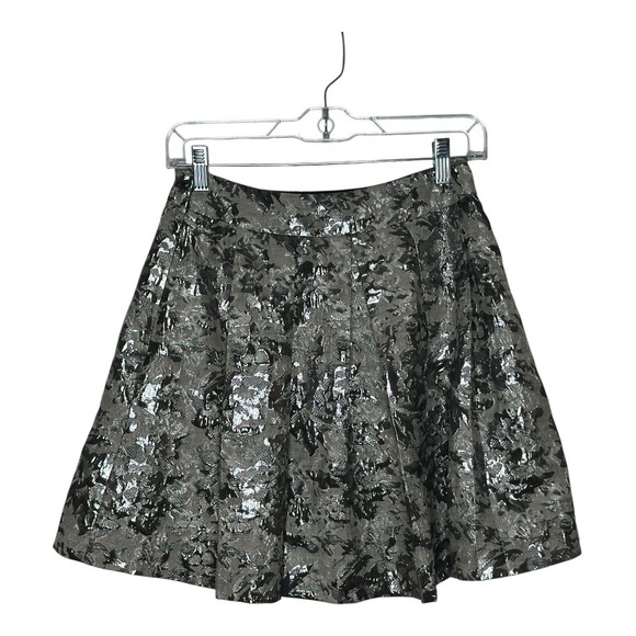Forever 21 Metallic Silver Skirt Floral Party Cocktail A-Line‎ Skater JR Small - Picture 1 of 5